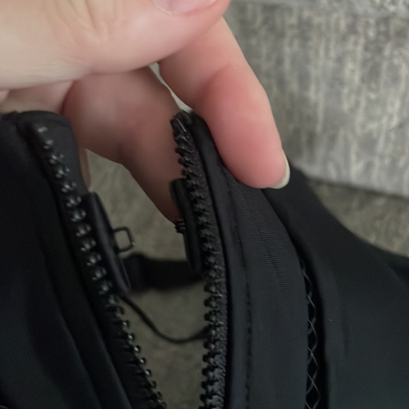 Fabletics sports bra size M - Picture 11 of 13